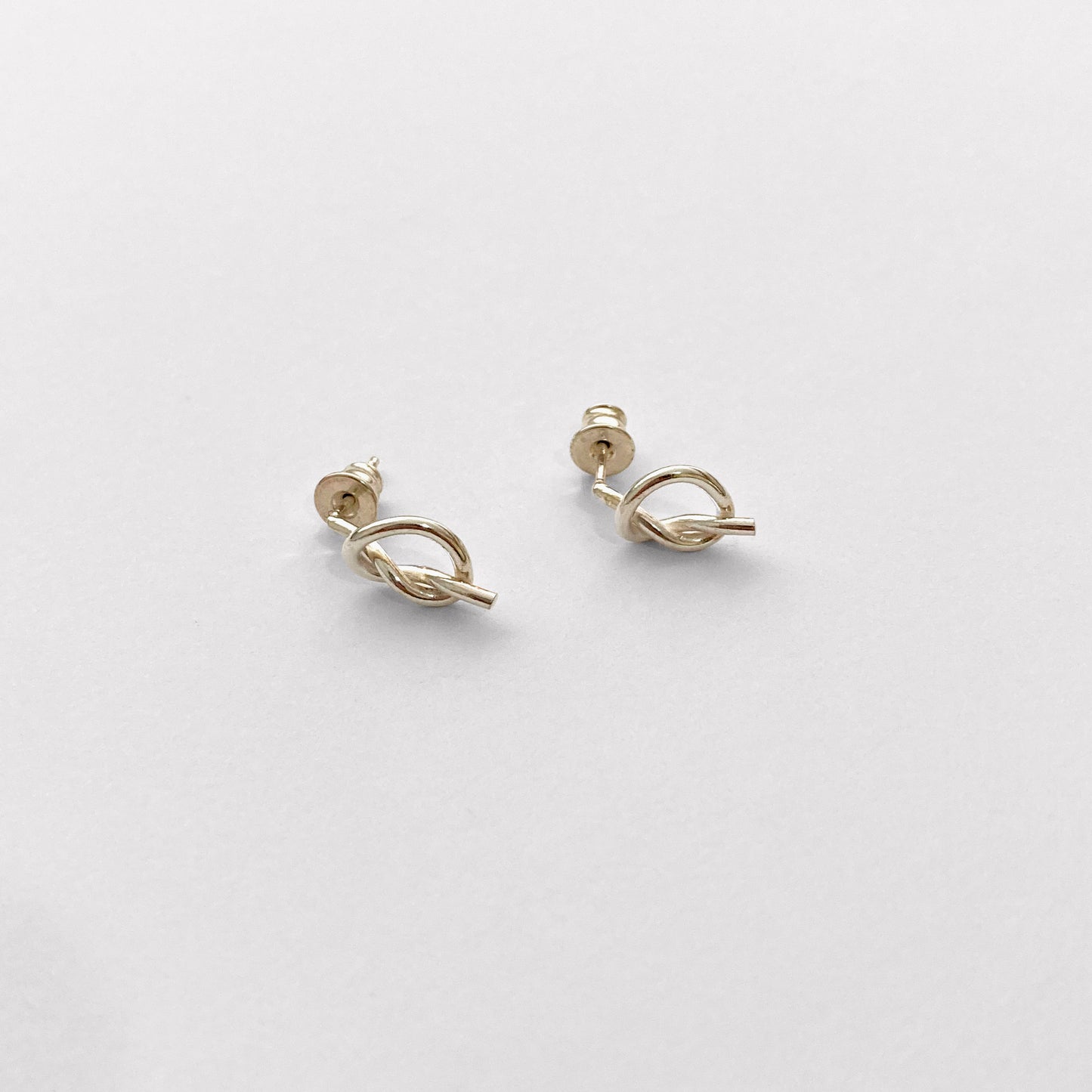 ARETES NUDITO